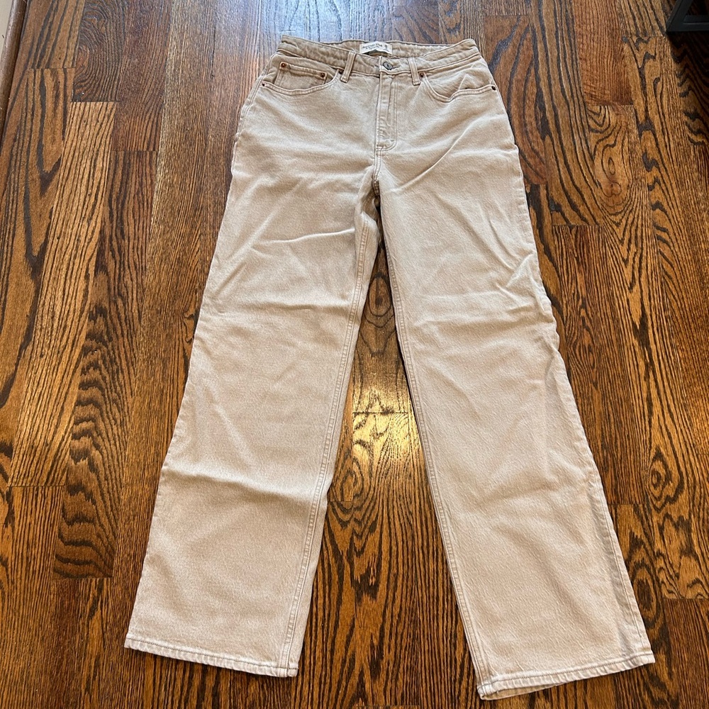Abercrombie & Fitch Women’s Curve Love High Rise 90s Relaxed Jean Oat Size 28 6R